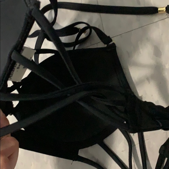 Push-up Black Bikini Top - Picture 4 of 5